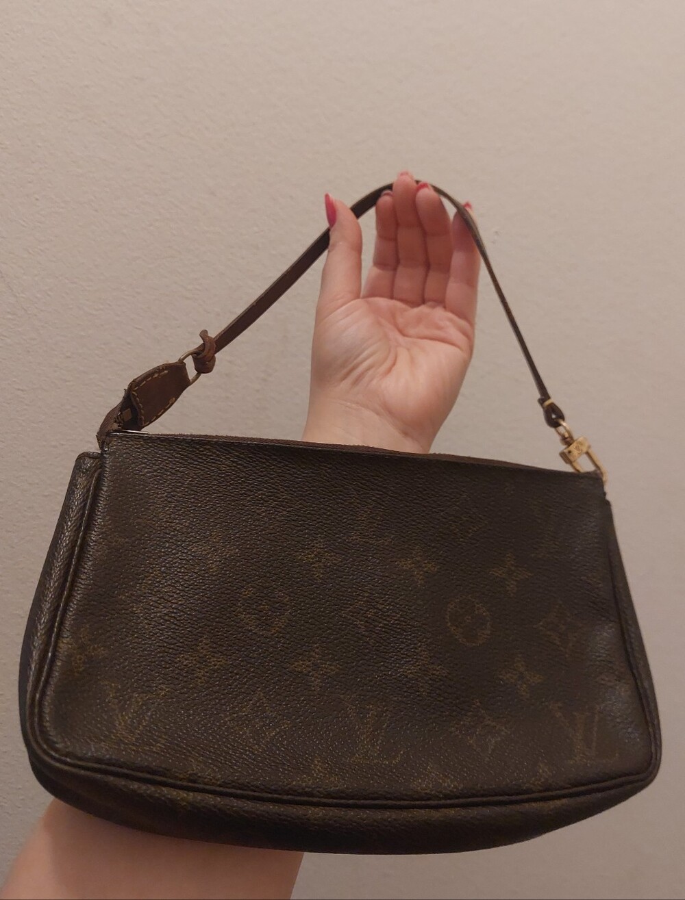 SOLD Louis Vuitton Pochette Bag